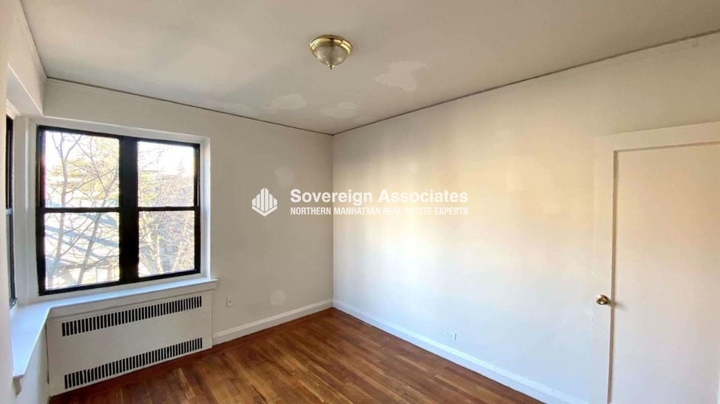 511 West 235th Street - Photo 6