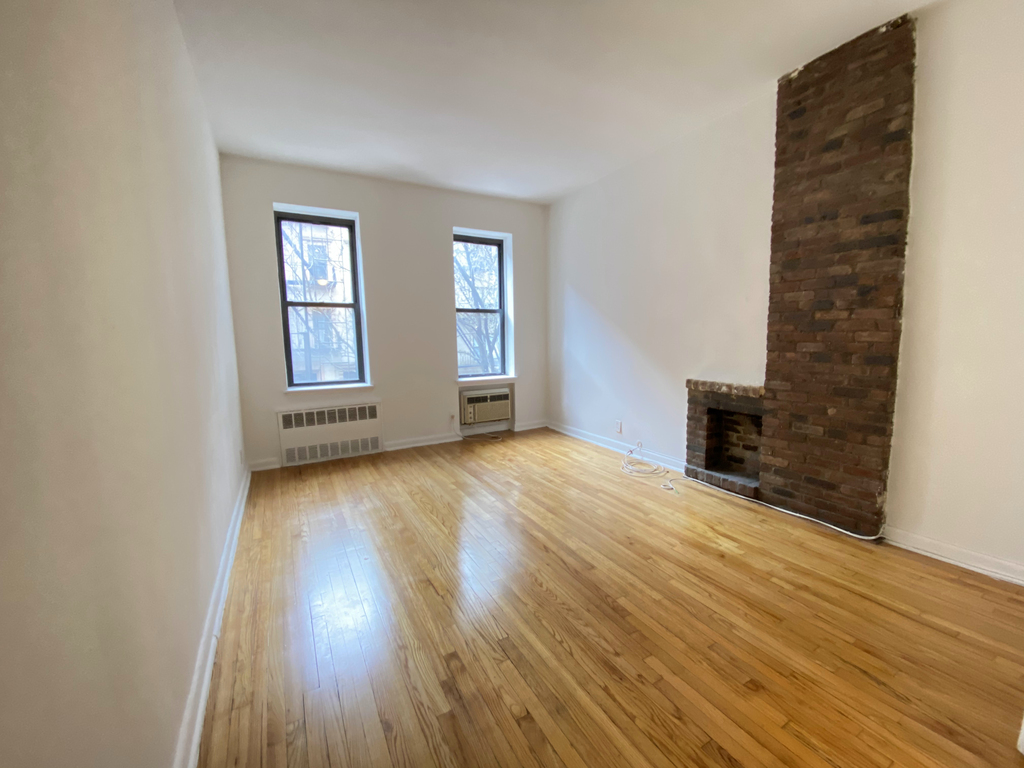 311 East 85th Street - Photo 1