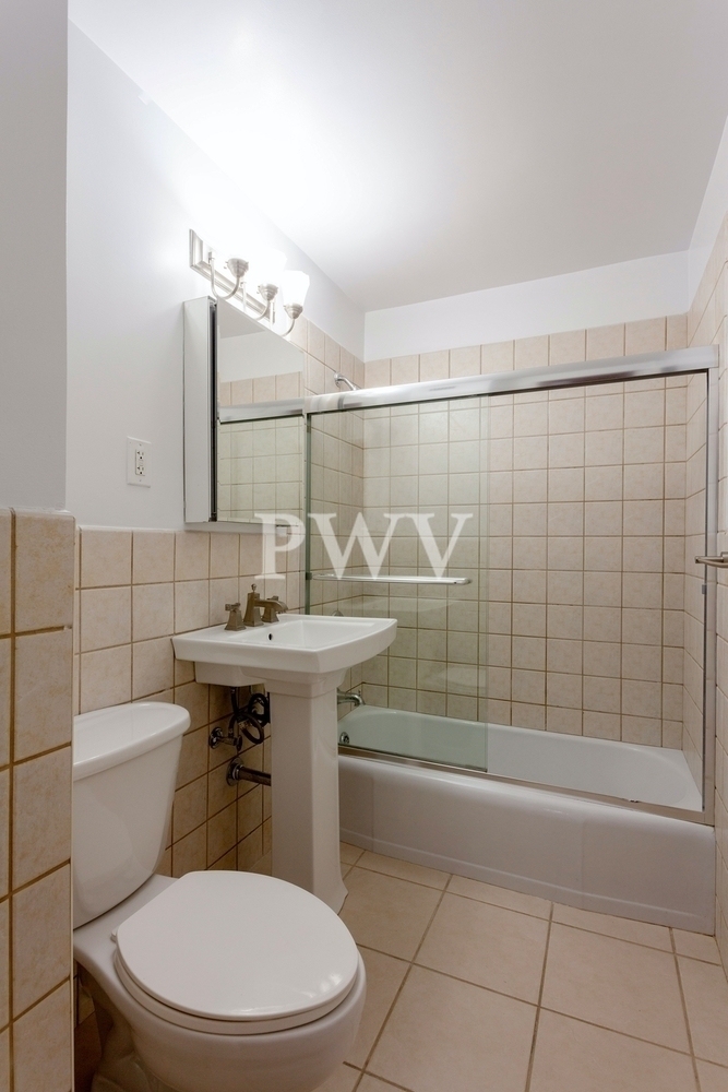 792 Columbus Avenue - Photo 5