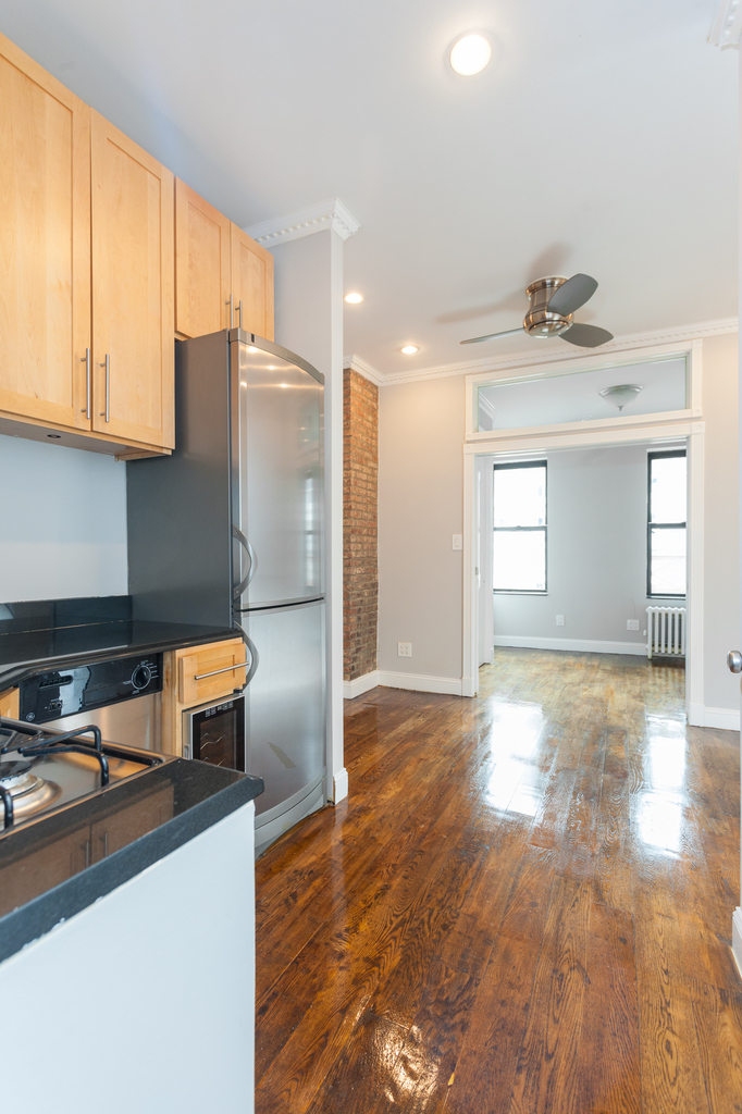 10th Avenue and 50th Street - Photo 2