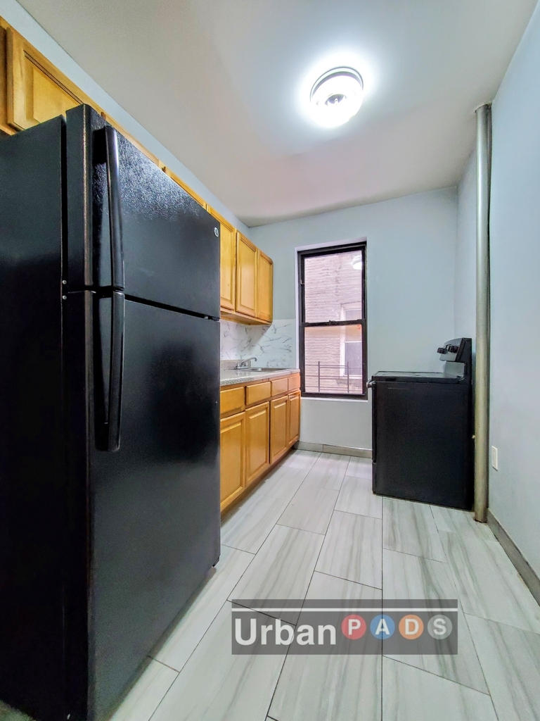 1045 Ocean Avenue - Photo 1