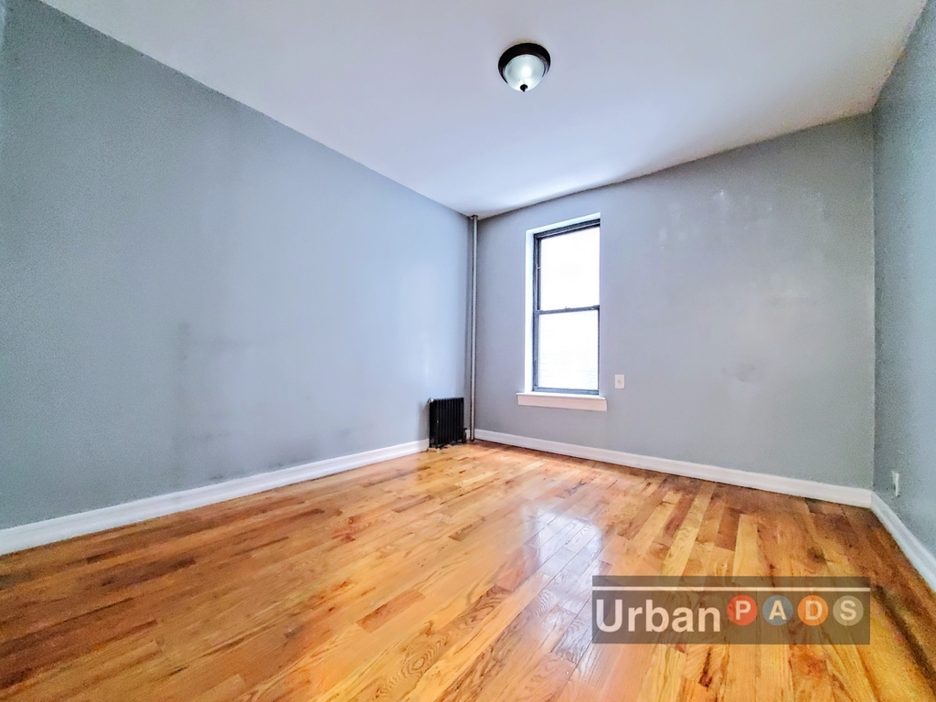 1045 Ocean Avenue - Photo 8