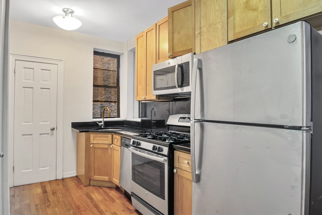 358 West 45th Street - Photo 1