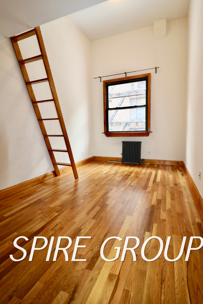 133 West 74th Street - Photo 8