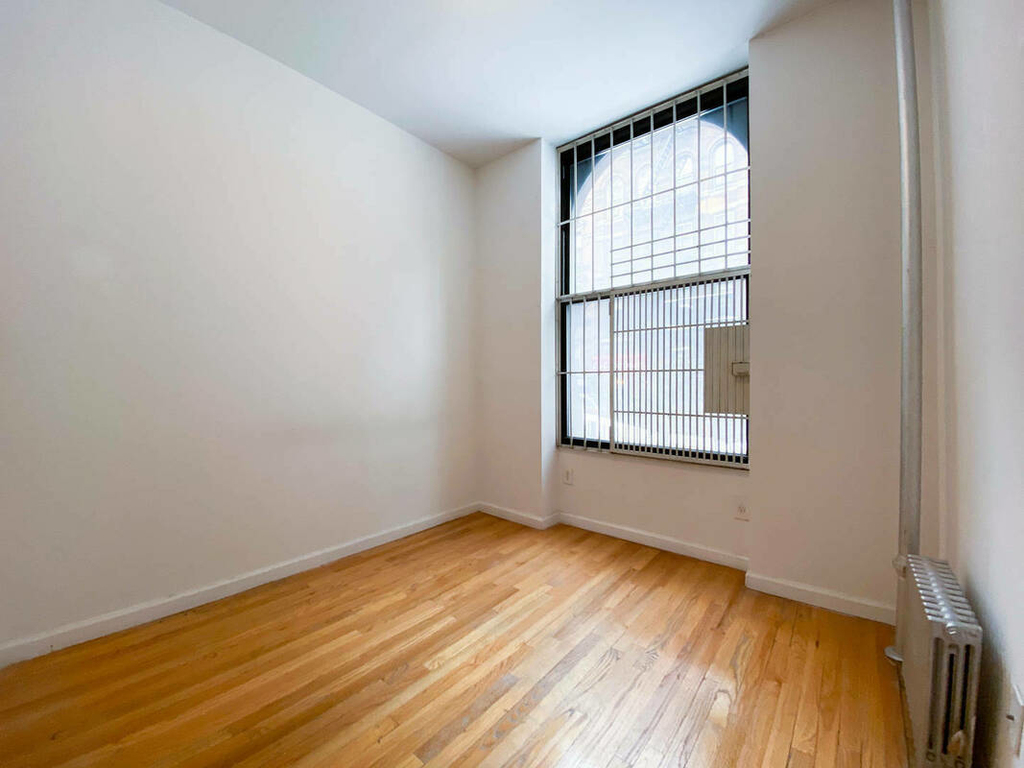 222 East 85th Street - Photo 5