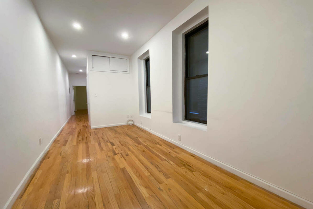 222 East 85th Street - Photo 1