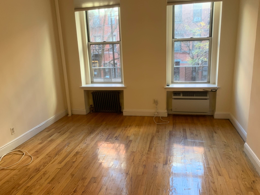 428 East 81st Street - Photo 8