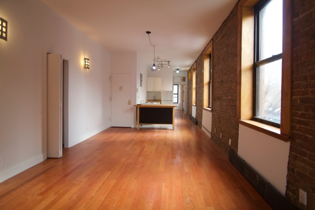 401 East 115th Street - Photo 5