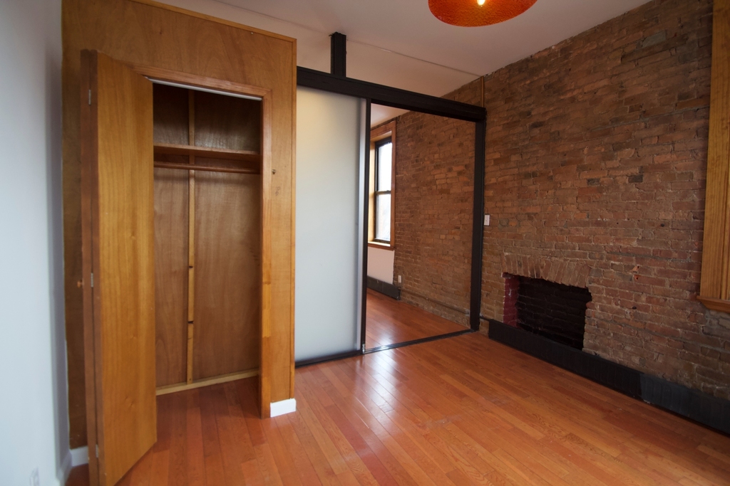 401 East 115th Street - Photo 3