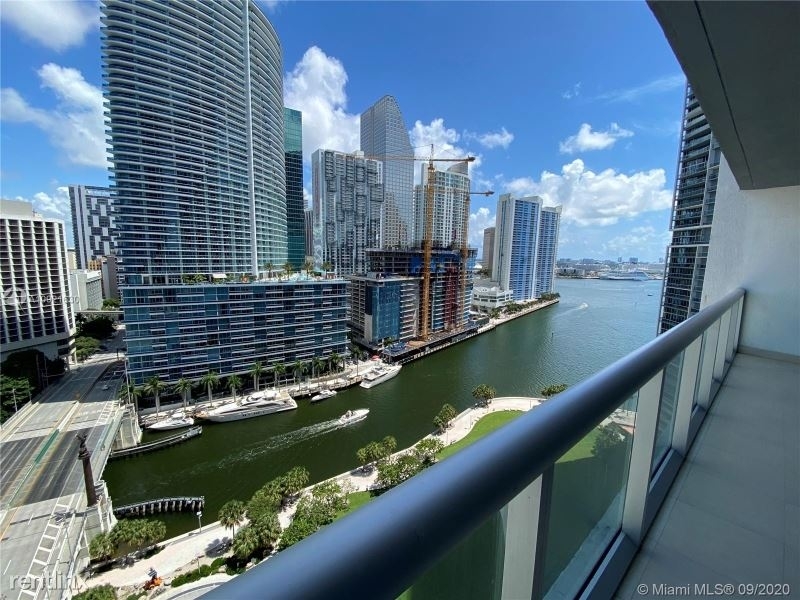 485 Brickell Ave - Photo 17