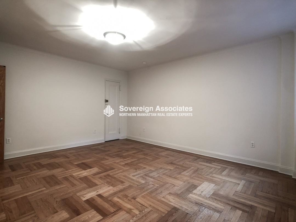 700 Fort Washington Avenue - Photo 2