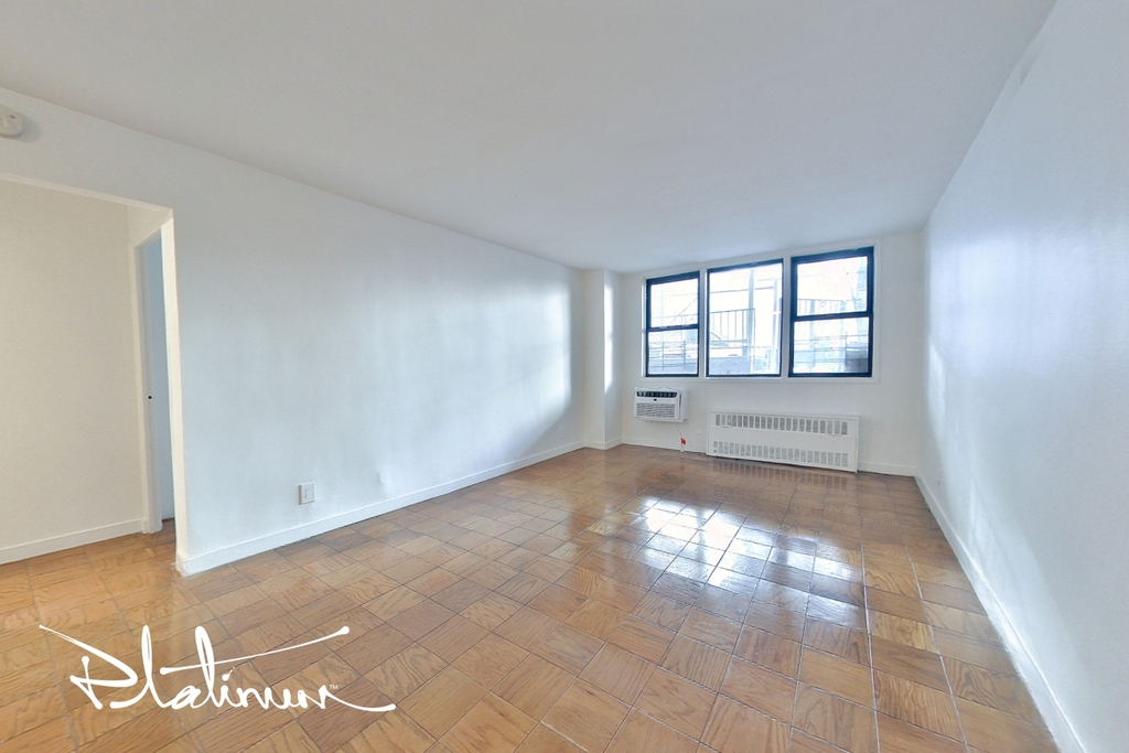 236 East 36th Street - Photo 4