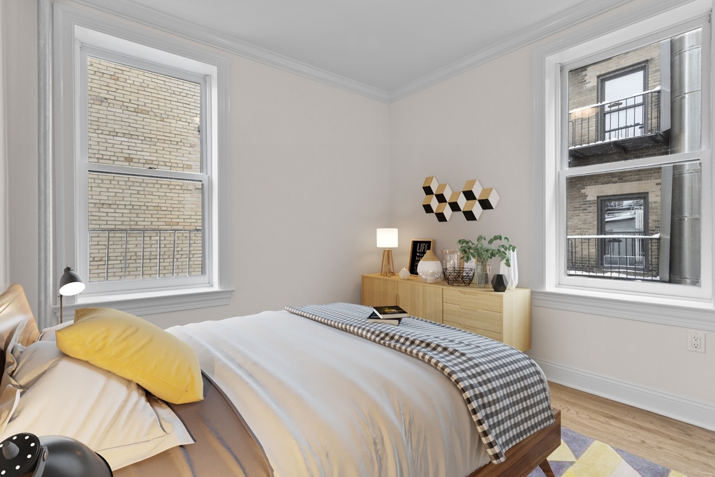 207 West 11th Street - Photo 2