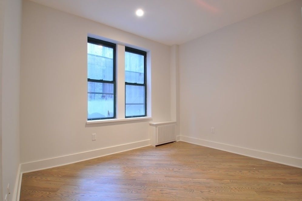 266 East 70th Street - Photo 2