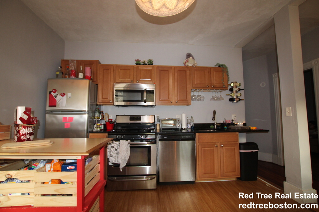 96 Hillside St. - Photo 3