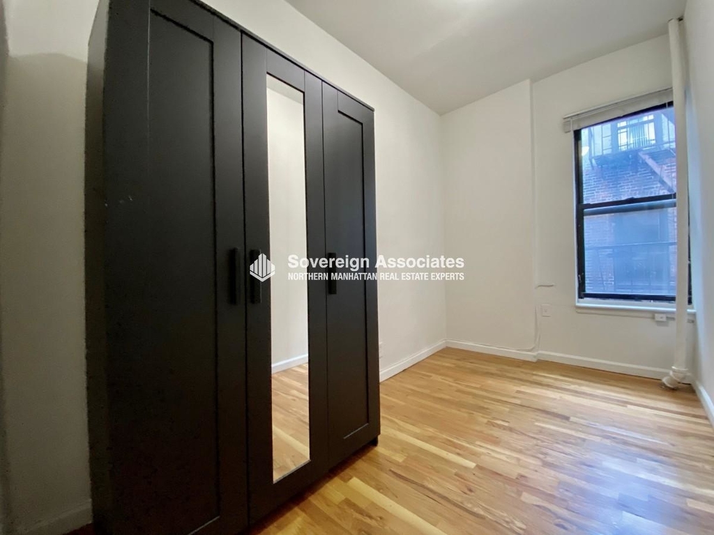 1270 First Avenue - Photo 3