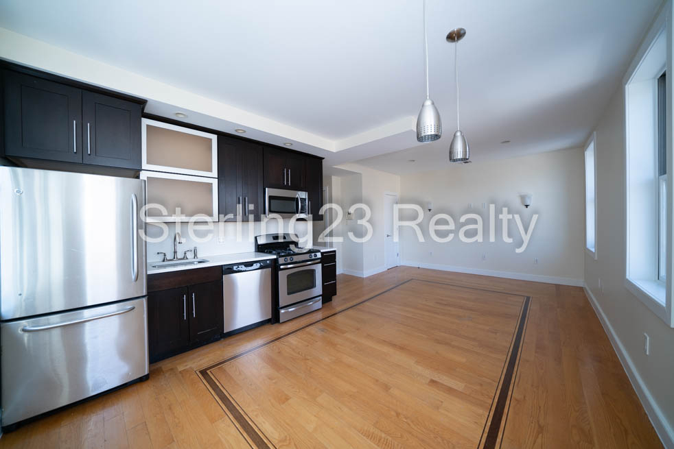 26-20 Hoyt Avenue South - Photo 1