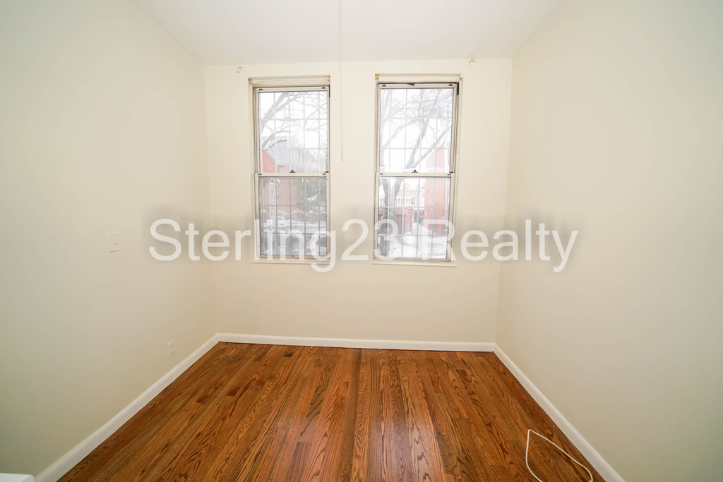 21-8 23rd Street - Photo 4