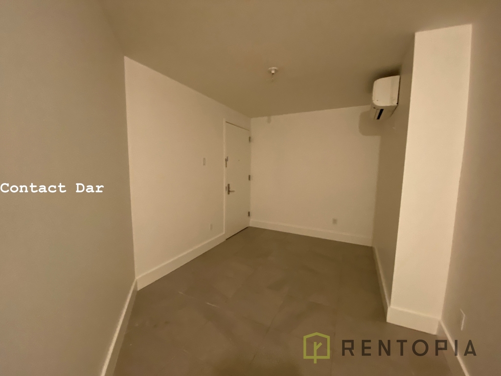 106 Meserole Street - Photo 8