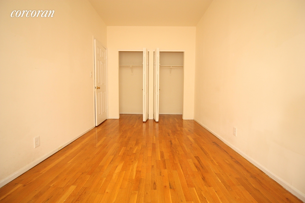 272 Willoughby Avenue - Photo 4