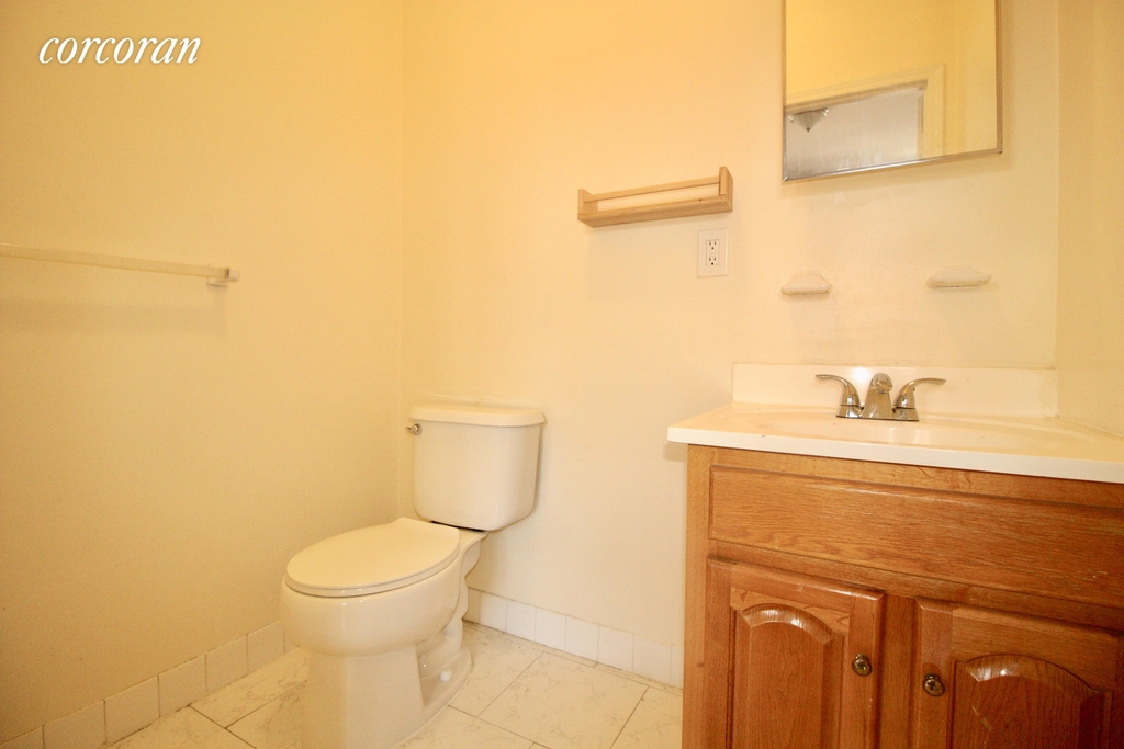 272 Willoughby Avenue - Photo 7