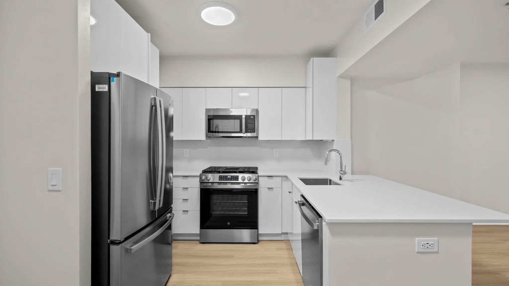 2400 M Street Nw - Photo 64
