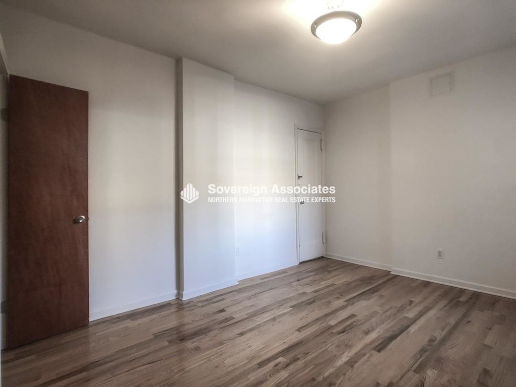 700 Fort Washington Avenue - Photo 1