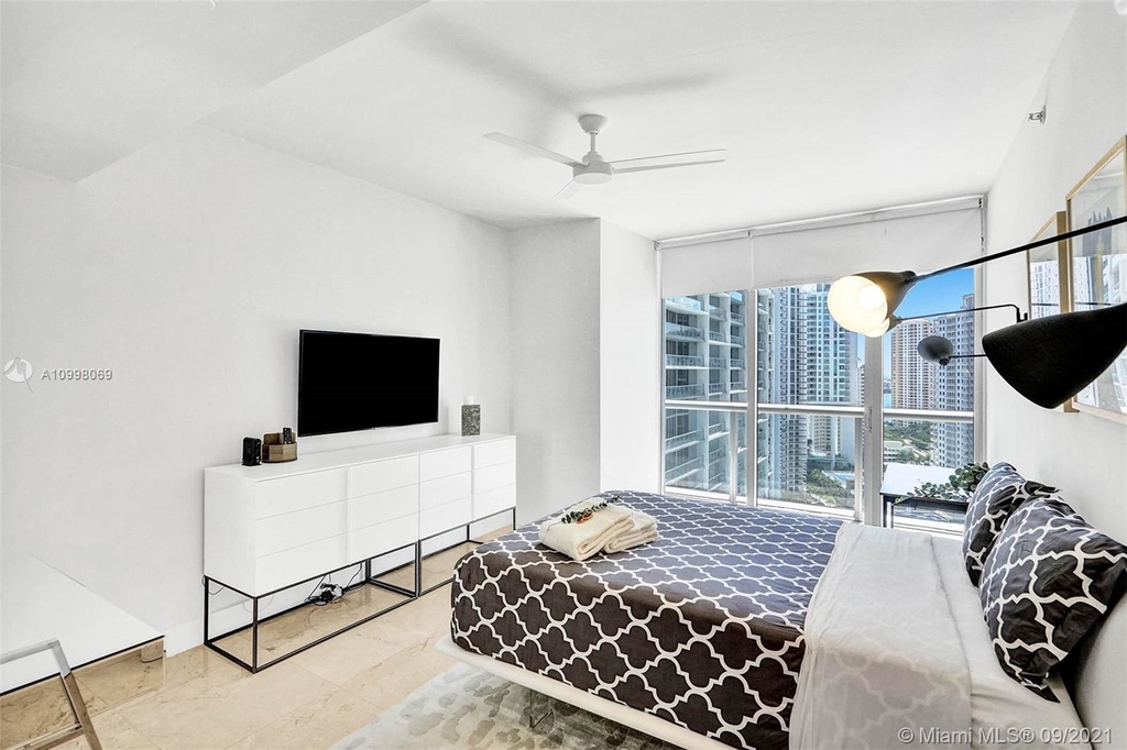 485 Brickell Ave - Photo 35