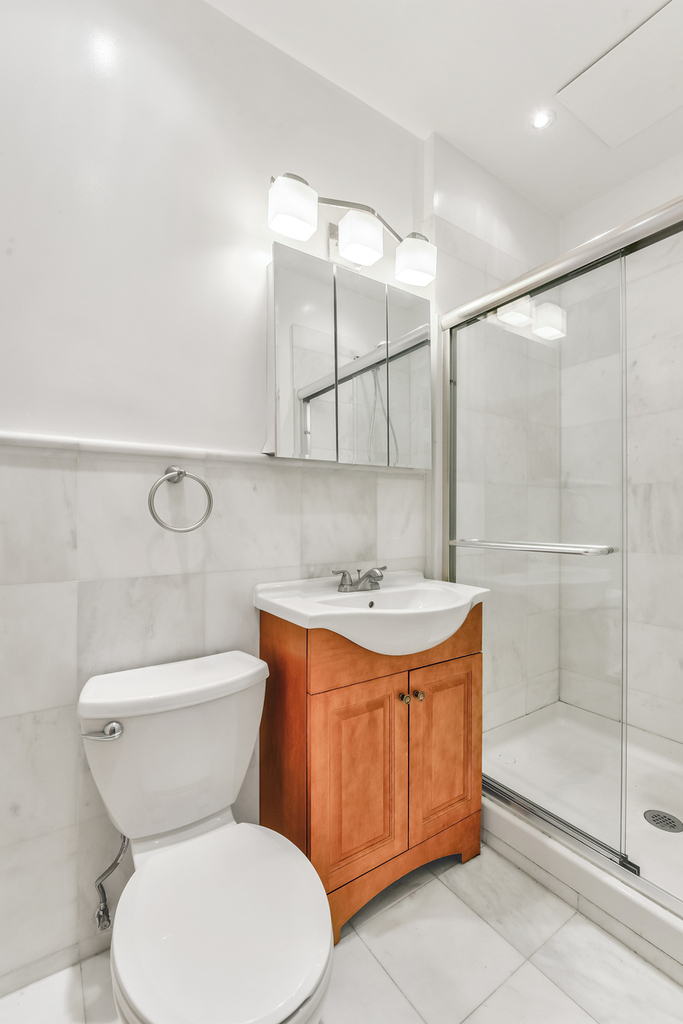 354 East 66th Street - Photo 7