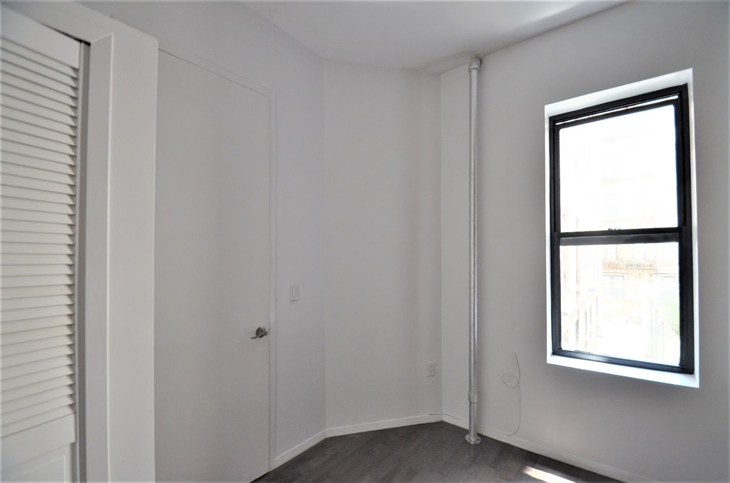 510 West 148th Street - Photo 6