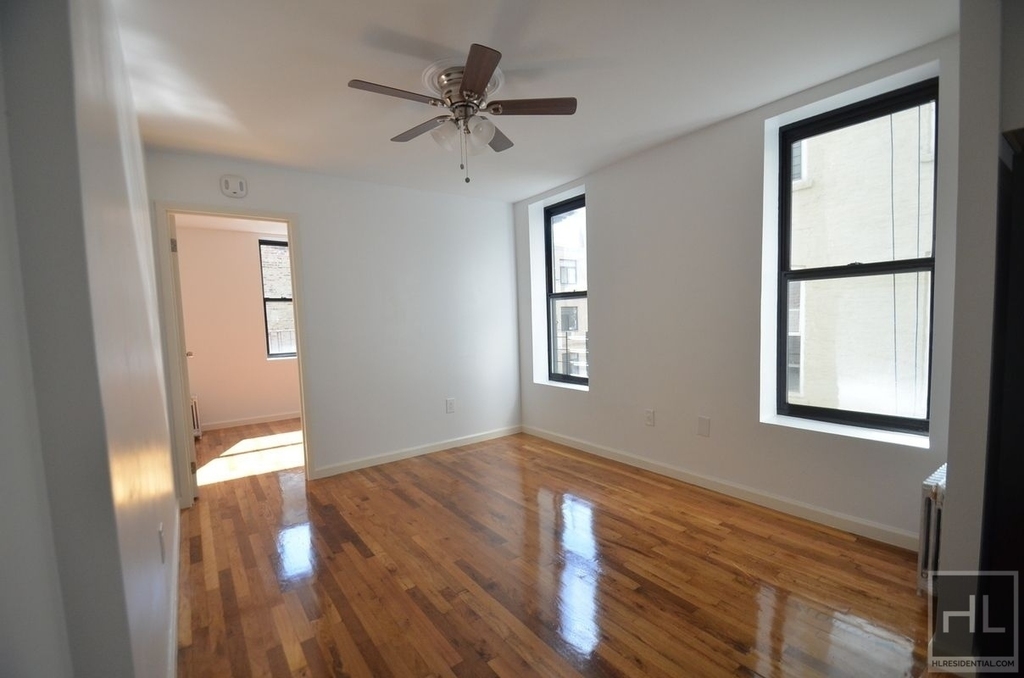 West 136 Street - Photo 1