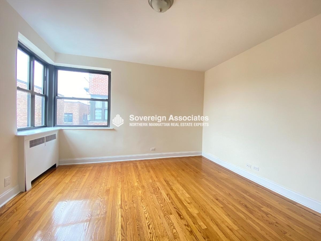 725 West 184th Street - Photo 4