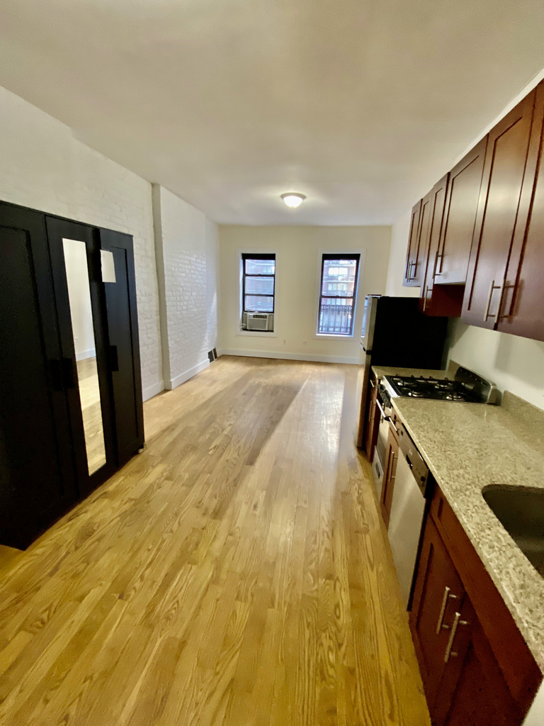 421 East 72nd Street - Photo 1