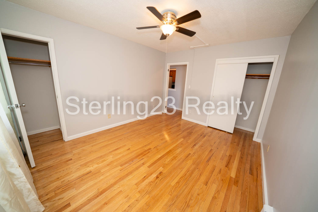 32-44 31st St. - Photo 5