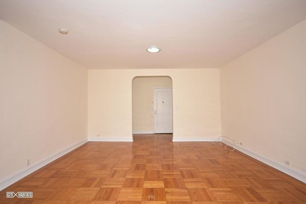 235 East 46th Street - Photo 1