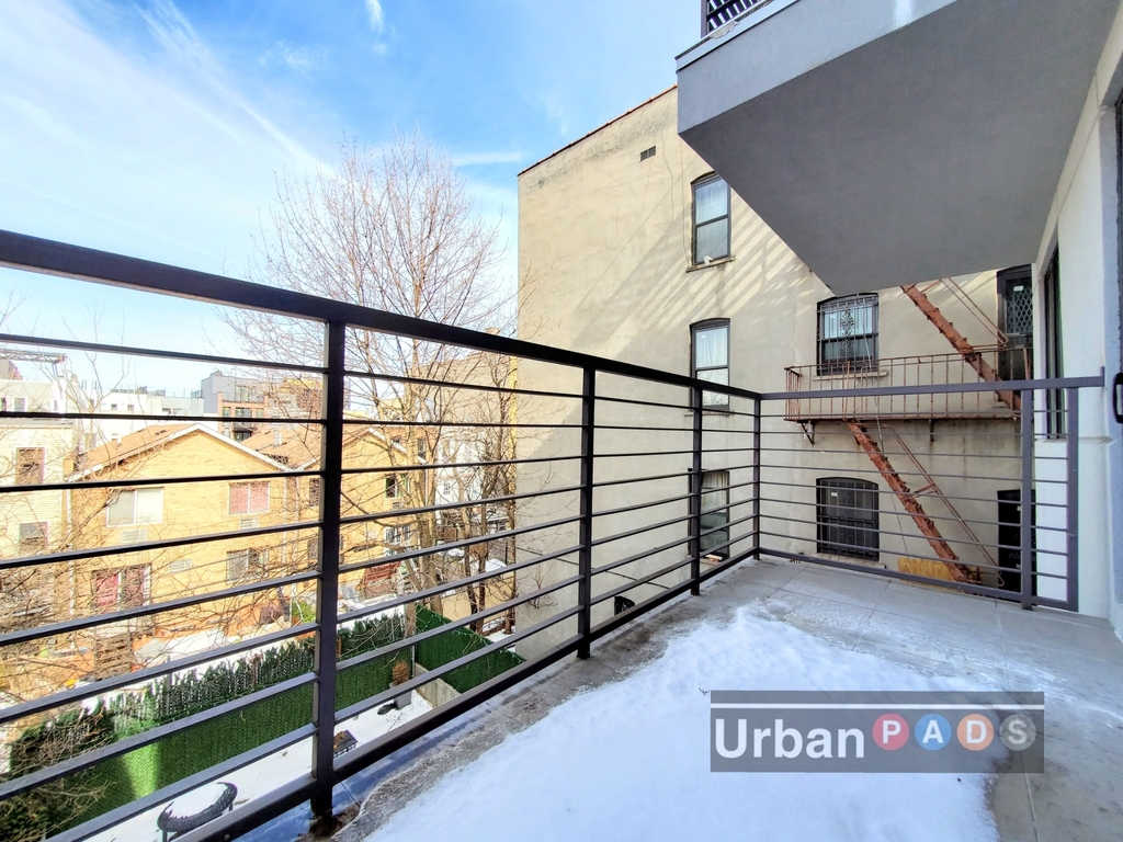 743 Lafayette Avenue - Photo 1