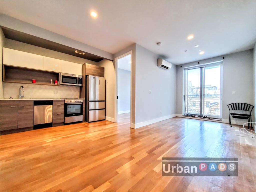 743 Lafayette Avenue - Photo 2