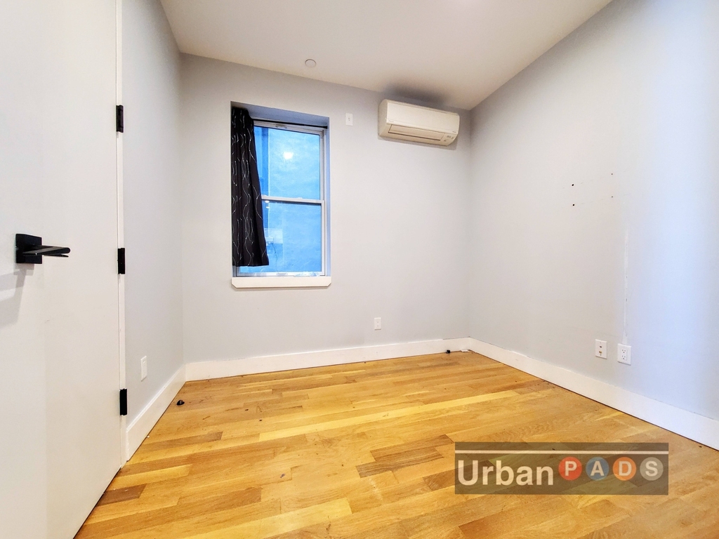 743 Lafayette Avenue - Photo 9