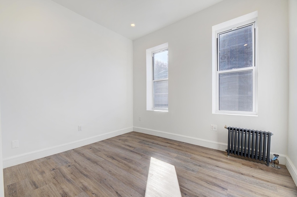 371 Irving Avenue - Photo 1