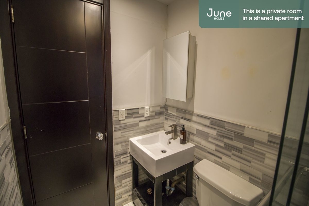 15 West 107th - Photo 13