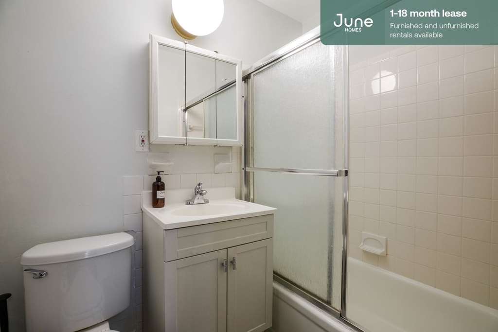 305 East 95th Street - Photo 6