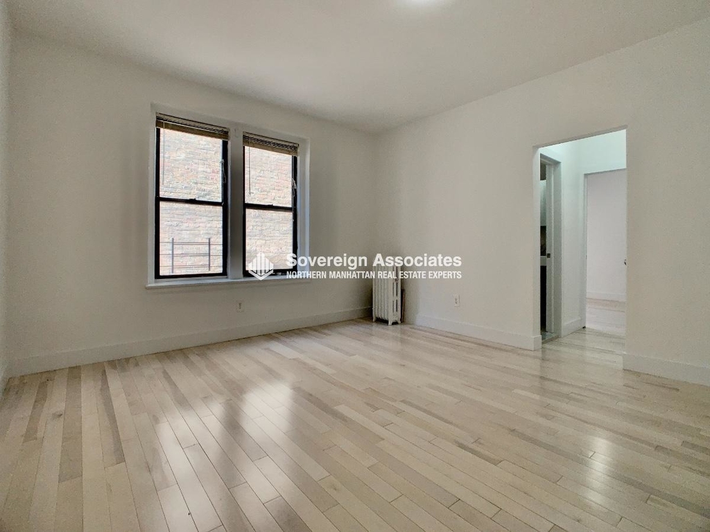 5008 Broadway - Photo 1