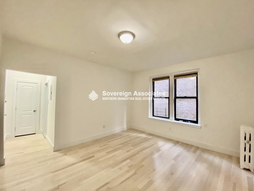 5008 Broadway - Photo 2