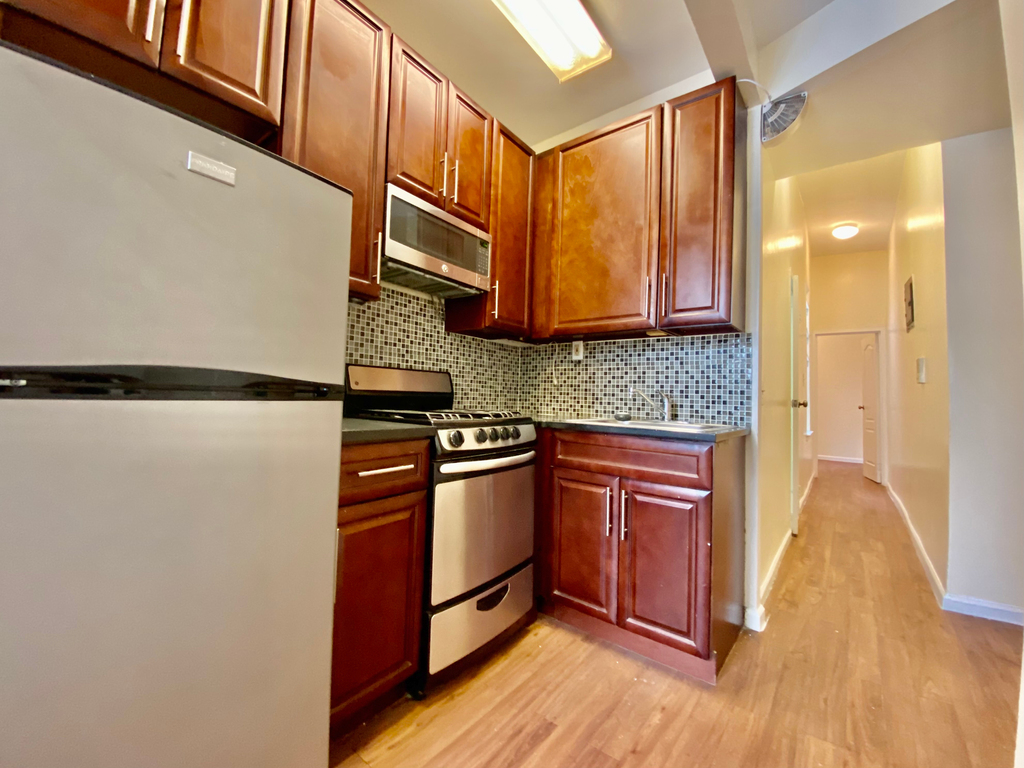 29 West 118th Street - Photo 1