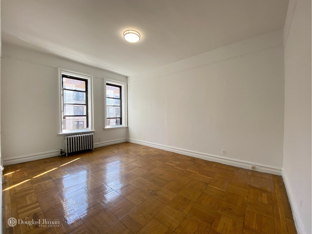 385 Ft Washington Avenue - Photo 4