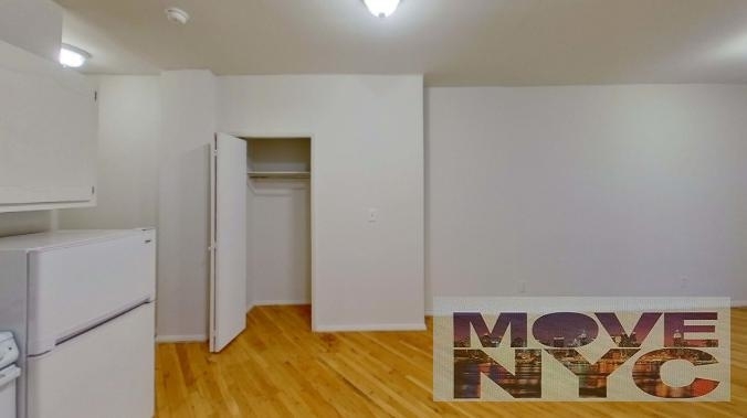 234 Thompson Street, New York - Photo 2