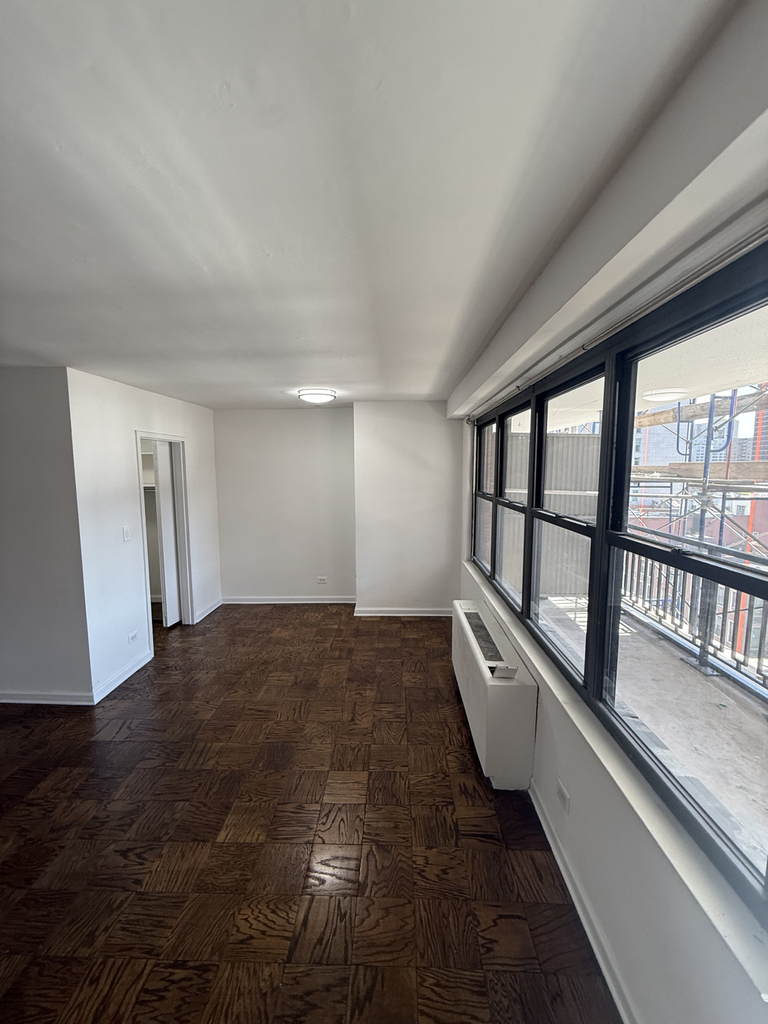 240 East 82nd Street - Photo 8