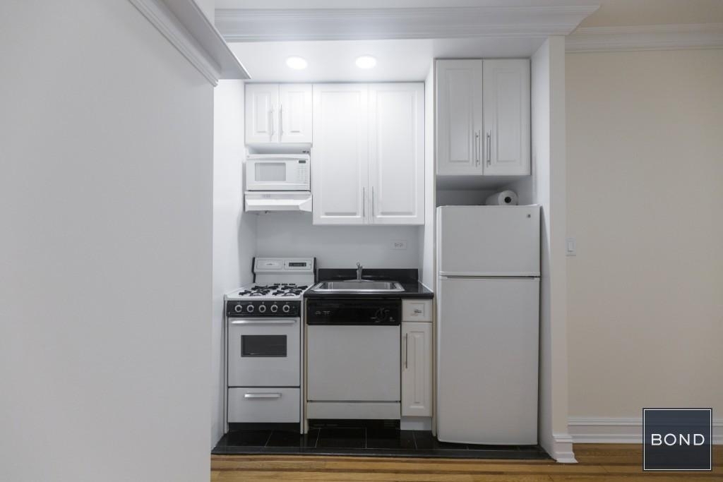 214 EAST 51ST STREET - Photo 4