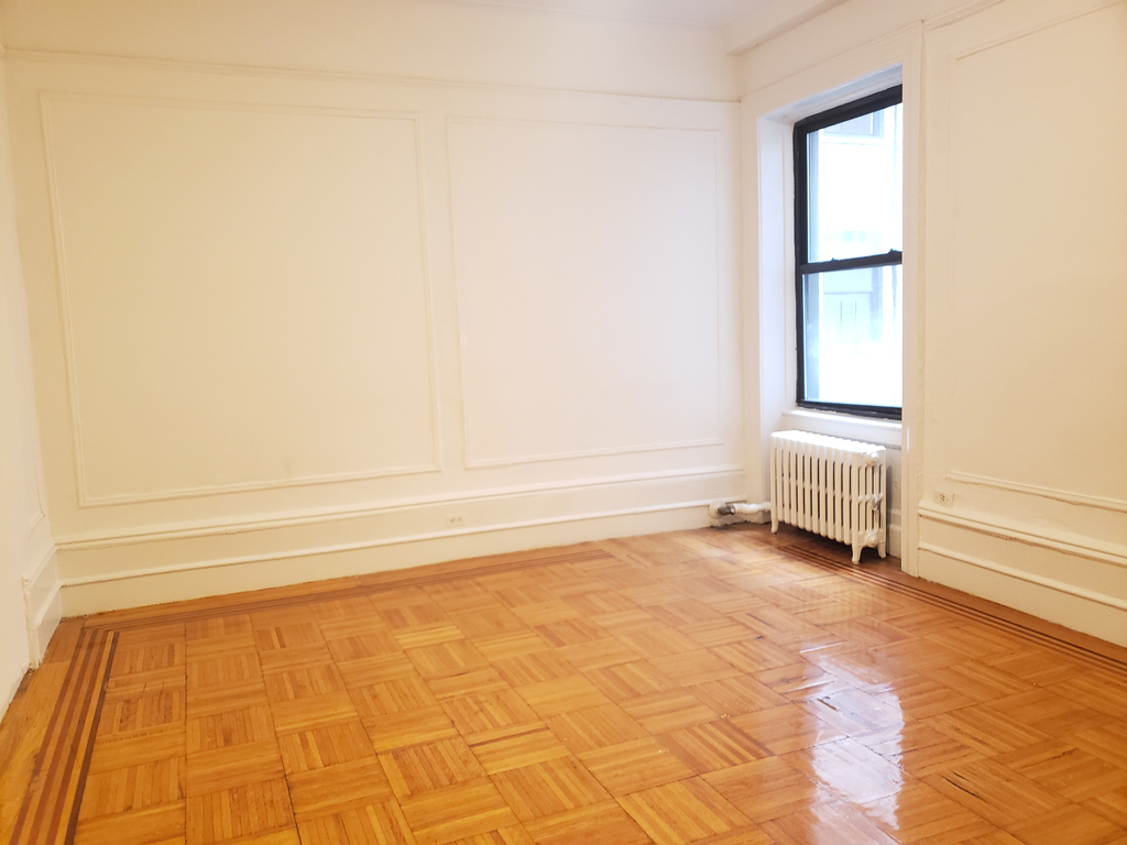 517 West 113th Street - Photo 5