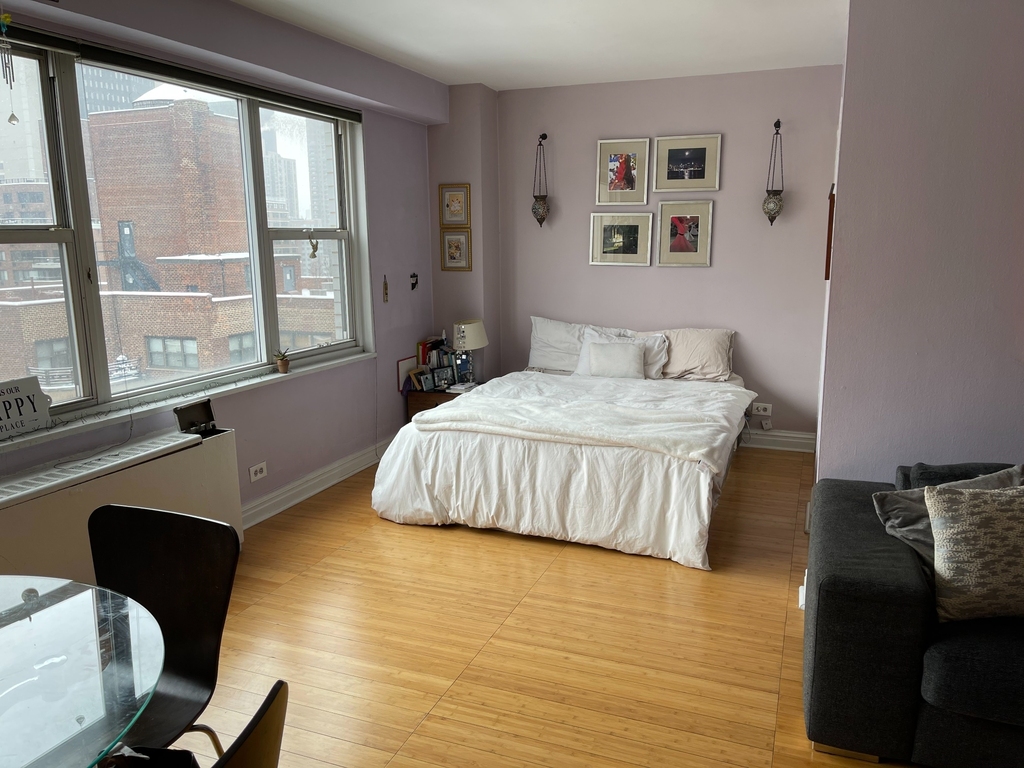 155E 34th - Photo 7